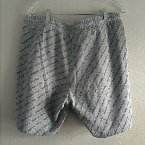 Michael Kors Men's Gray Logo Print Elastic Waist Sweat Shorts - Picture 4 of 6